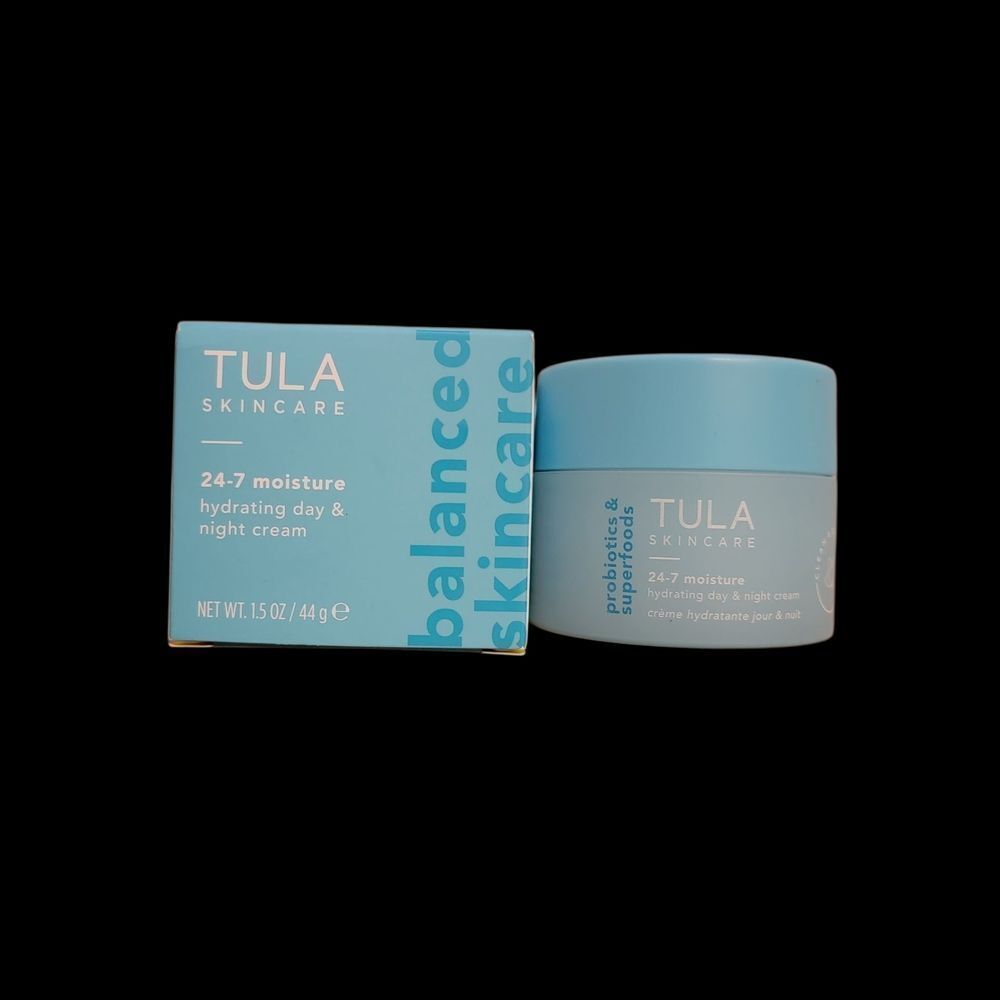 Tula Skincare 24-7 Moisture Cream - Light Blue